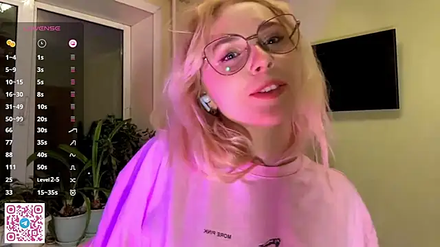 LatanyaRein's cam snapshot