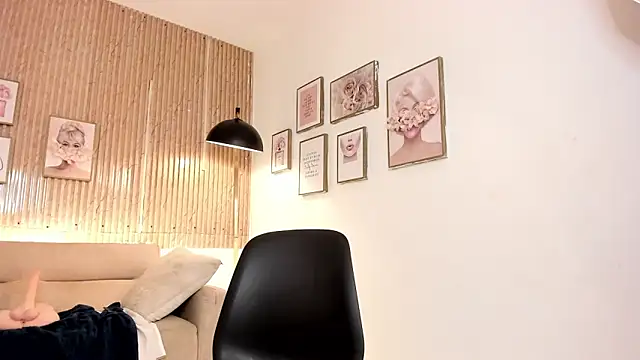 Eliz_jane's cam snapshot