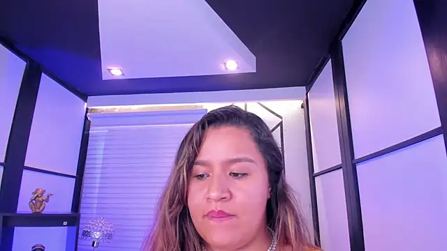 ElaBourn_'s cam snapshot