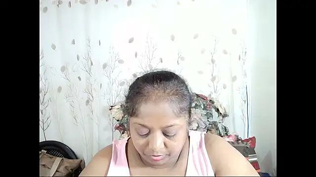 Indiantasha's cam snapshot