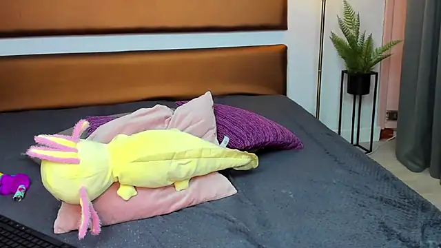 KatniseBabe's cam snapshot