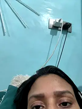 heenashai's cam snapshot