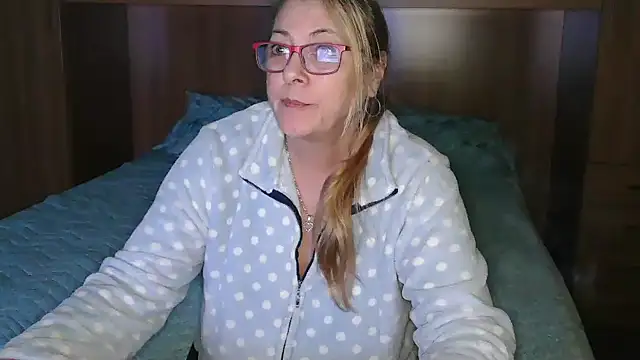 pussy_boom4u's cam snapshot