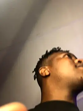 Redfucks333 live sex cam