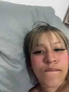 katteyyesss's cam snapshot