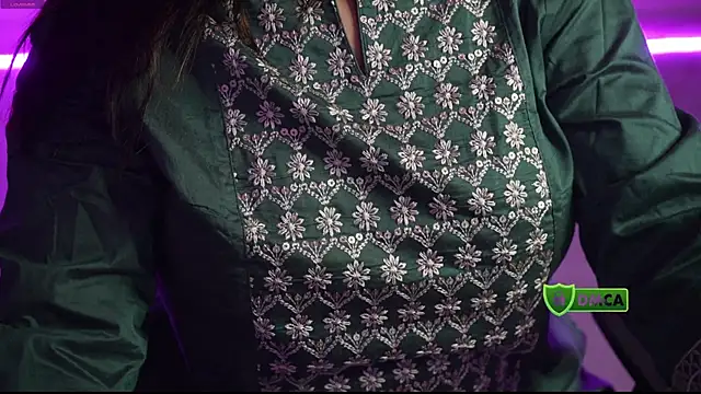 Hey_Aly's cam snapshot