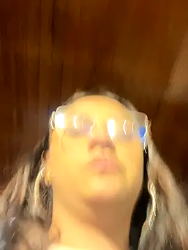 michell_boobs_'s cam snapshot