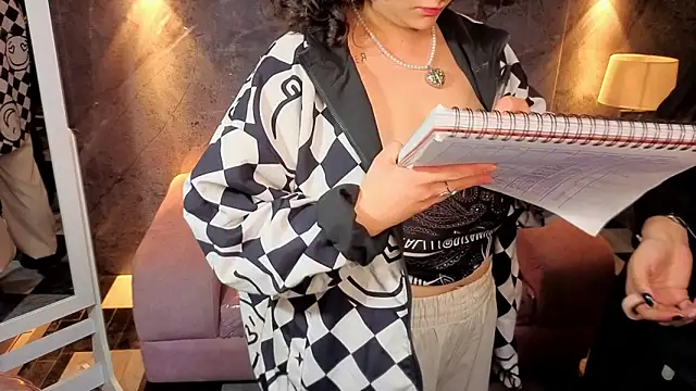 sunny2_b's cam snapshot