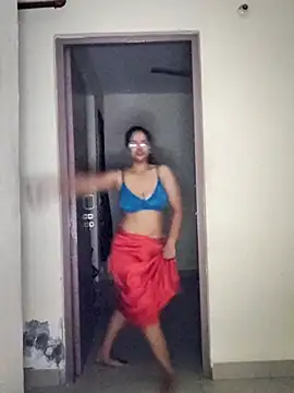 Love_bitsss's cam snapshot