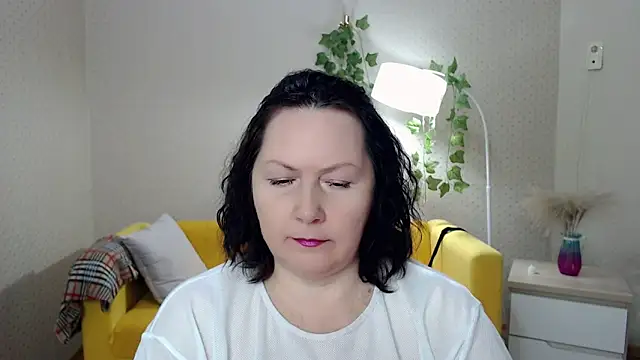 milf_hornys's cam snapshot