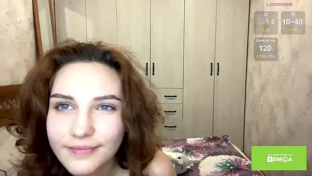 lady_linaa's cam snapshot