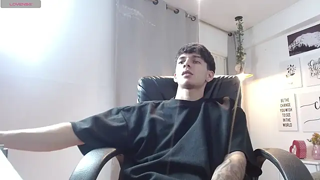 AmethystShadow17's cam snapshot