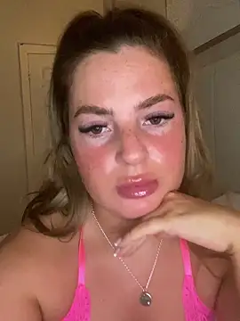 SexyWillowUk's cam snapshot