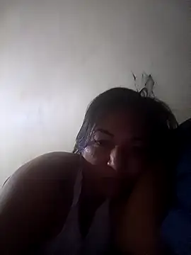 Reina_rouse's web cam