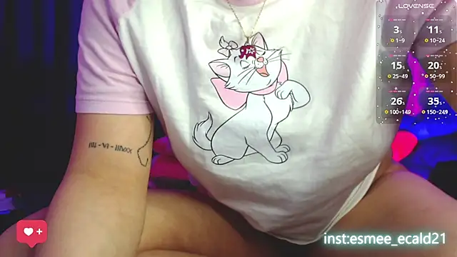 EsmeCaldwel's cam snapshot