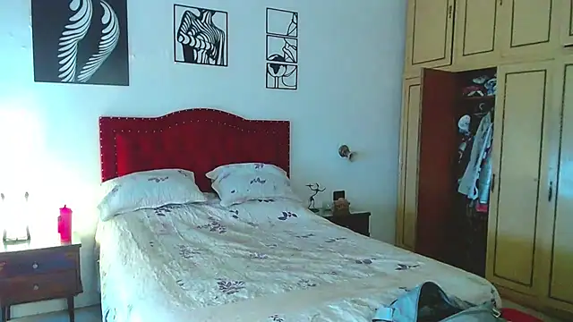 Alma-Mora's cam snapshot