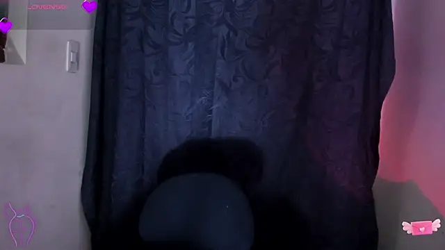 Viioleett_cum's cam snapshot