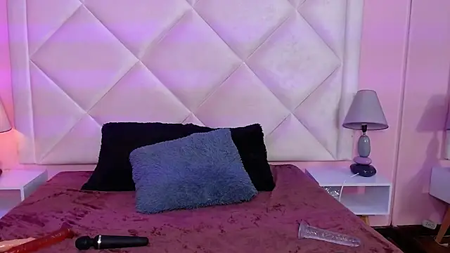 Miaa_Smithh__'s cam snapshot