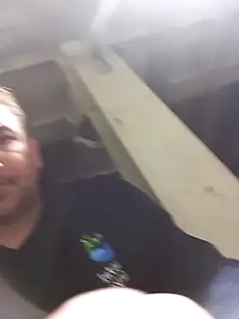 mert0359's cam snapshot