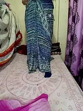 Reena_couple502's cam snapshot