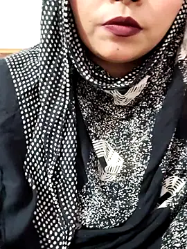 Indian-Nazia's cam snapshot