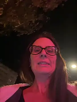 NataKitten live sex cam