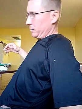 RoughIntentions4U's cam snapshot