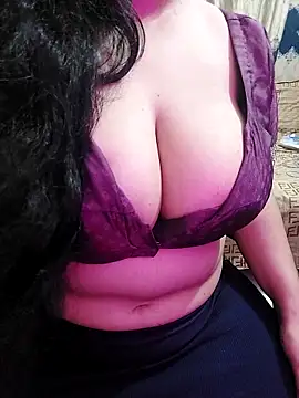 Adiba_2's cam snapshot