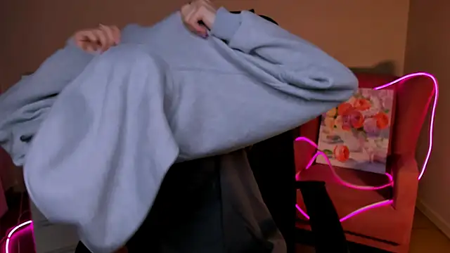 olivianorton's cam snapshot