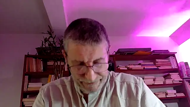 yvanbonar's cam snapshot