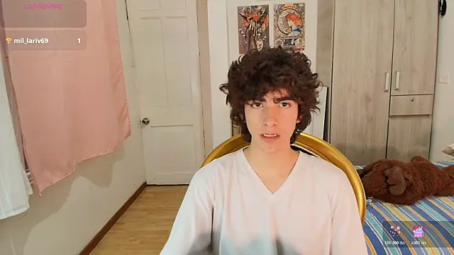 Nude_Boy18's cam snapshot