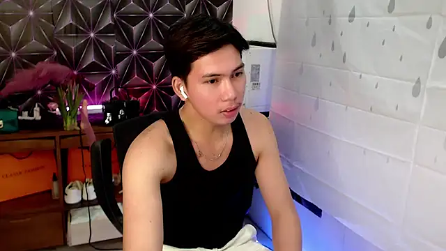 ursweet_jade's cam snapshot