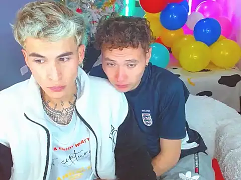 Latin_boysxxxx's cam snapshot