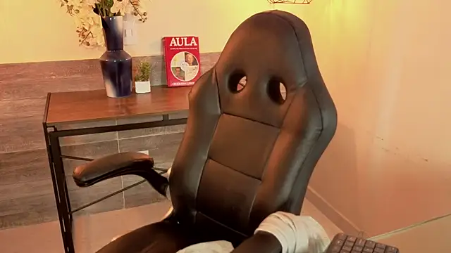 LiLLiAnderson's cam snapshot