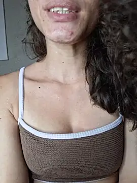 HelenHoltz live sex cam