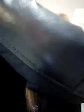 LilyOrion live sex cam