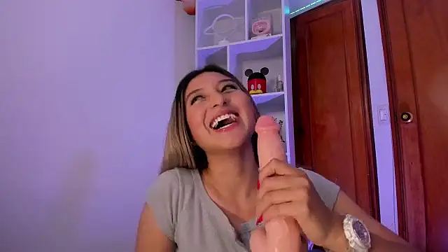 Paulina_g3 live sex cam