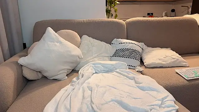 Monika_Taylor17 live sex cam