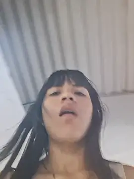 Skinny_Wet's cam snapshot