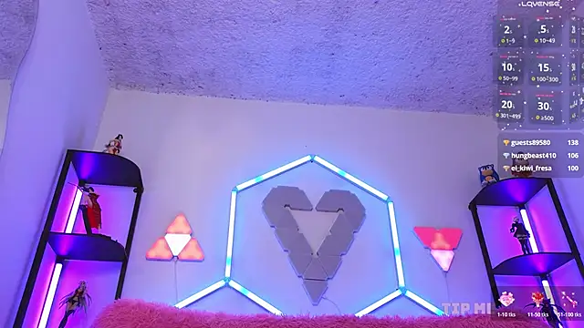 littlevixen18's cam snapshot