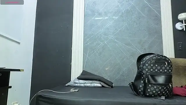 YummyDuooo's cam snapshot