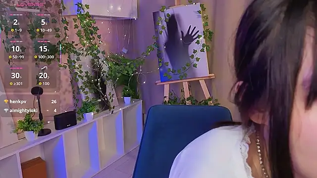 Honeey_Beee's cam snapshot