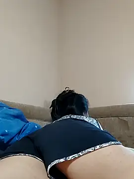 Zulfiya_Bruce's cam snapshot