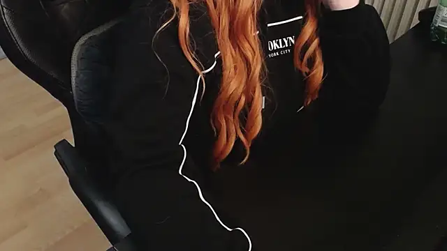 Piasecret's cam snapshot