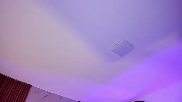 daniiphoeniixx live sex cam