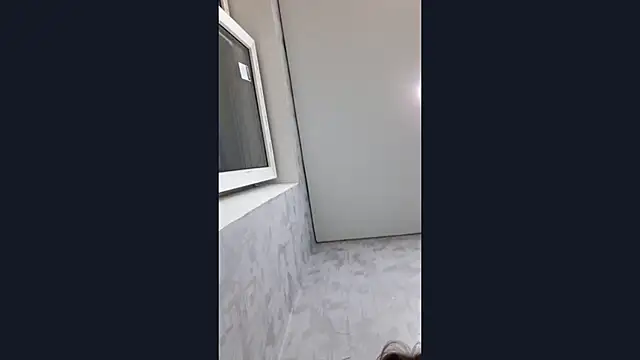 AwnyGrub live sex cam