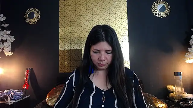 kinky_momm's cam snapshot