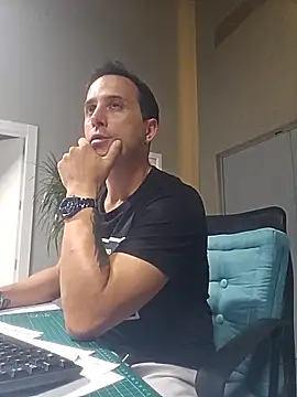 Lucas___81 live sex cam