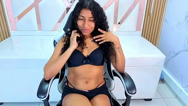 ninadelight_tp's cam snapshot