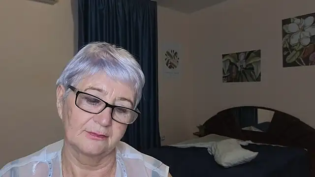 Sandra_Snowflake's cam snapshot